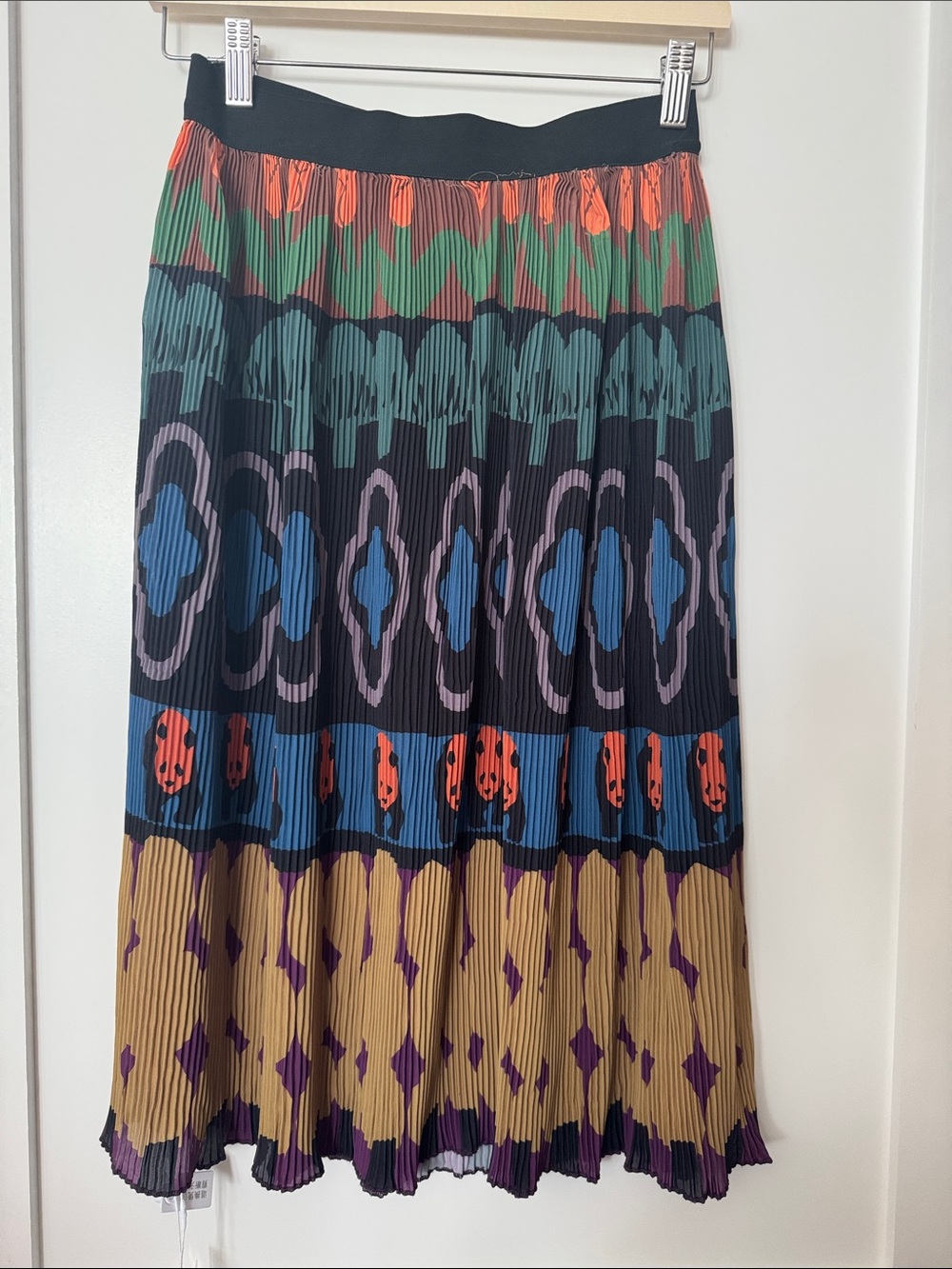 Pleated Multicolor Patterned Midi Skirt - Black Waistband